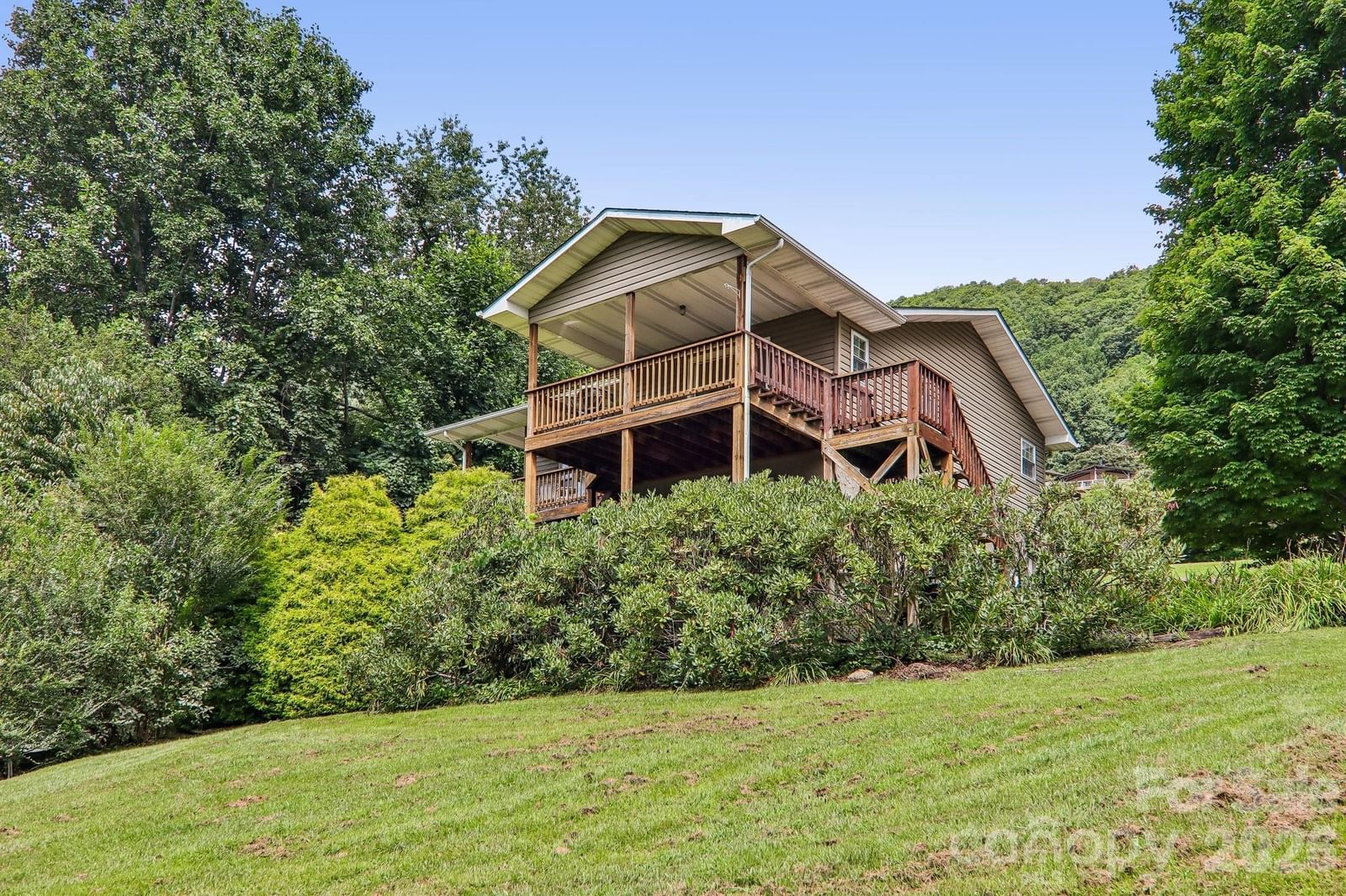 169 Highview Drive, Maggie Valley, NC 28751