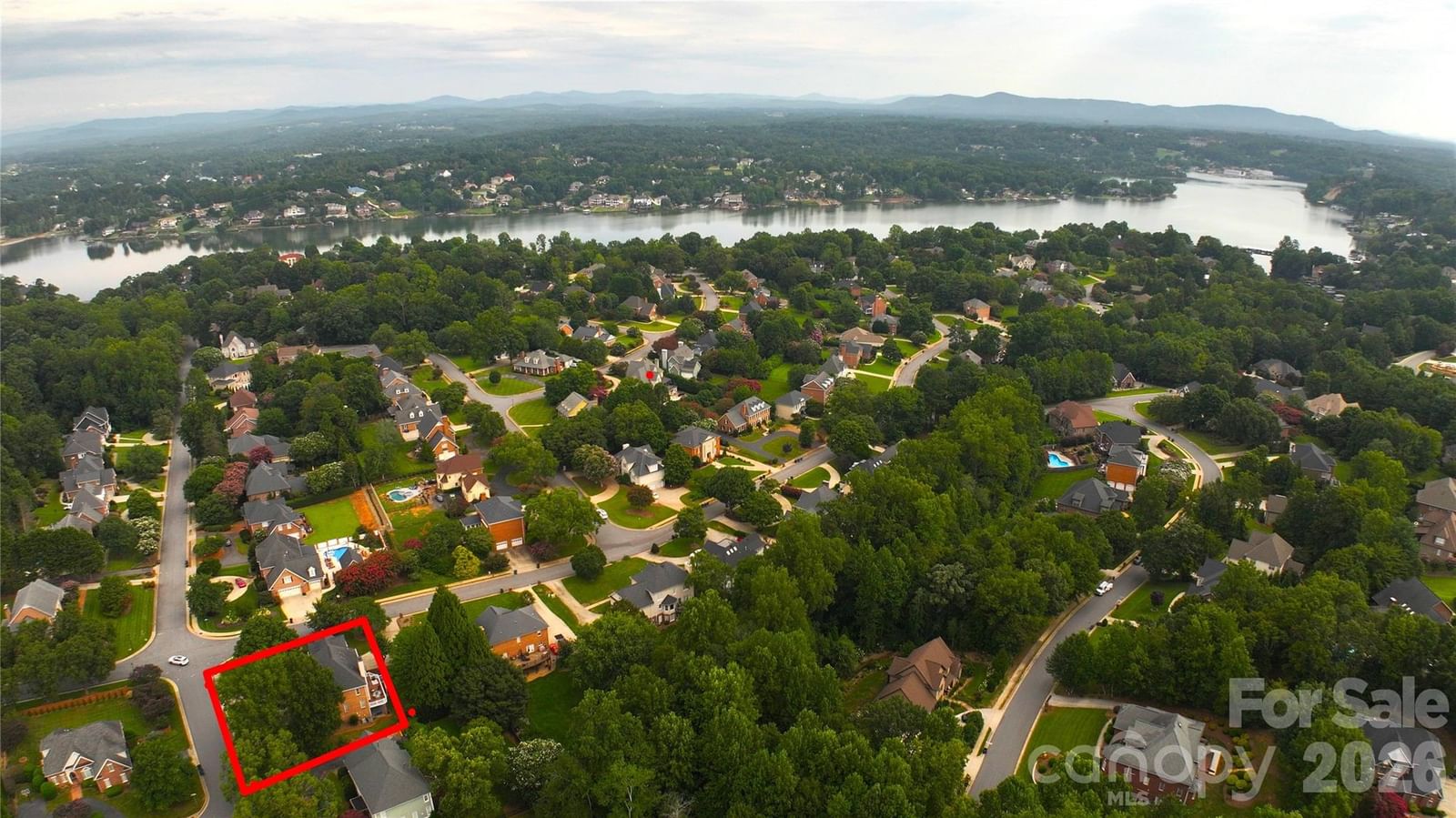 232 40th Avenue Drive, Hickory, NC 28601