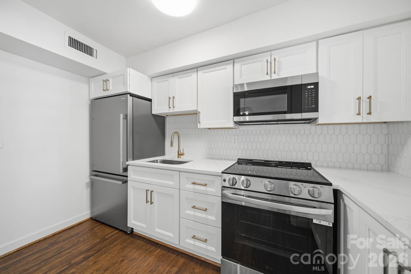 920 Mcalway Road #F, Charlotte, NC 28211 - Photo 2