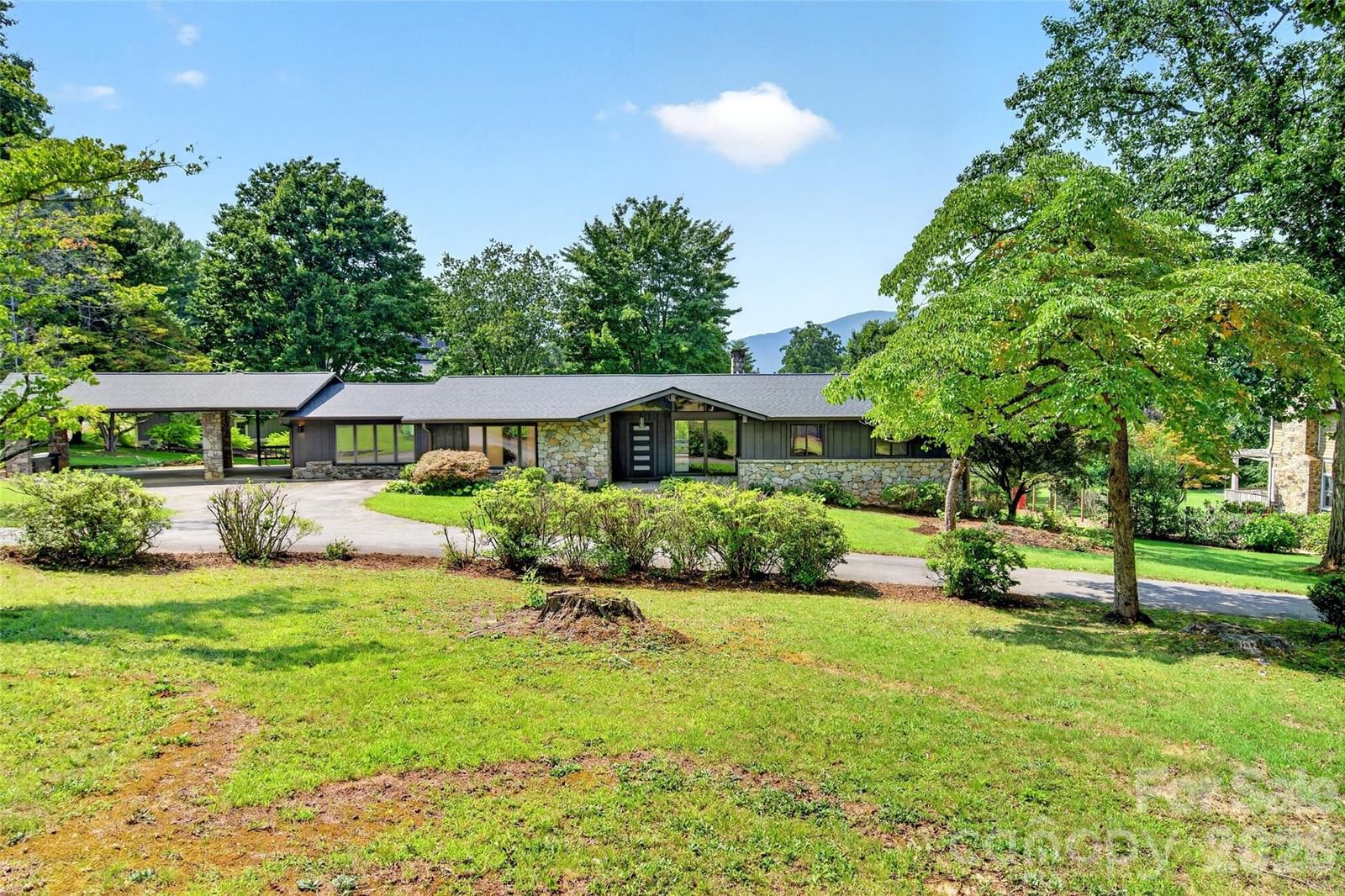 208 Dogwood Lane, Black Mountain, NC 28711 - Photo 5