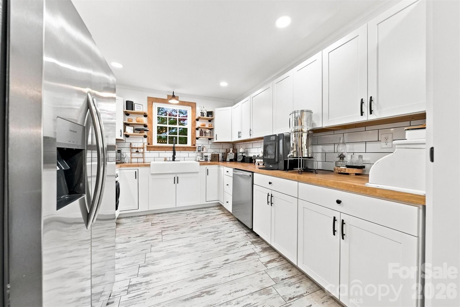 1706 Oakmont Drive, Lenoir, NC 28645 - Photo 4