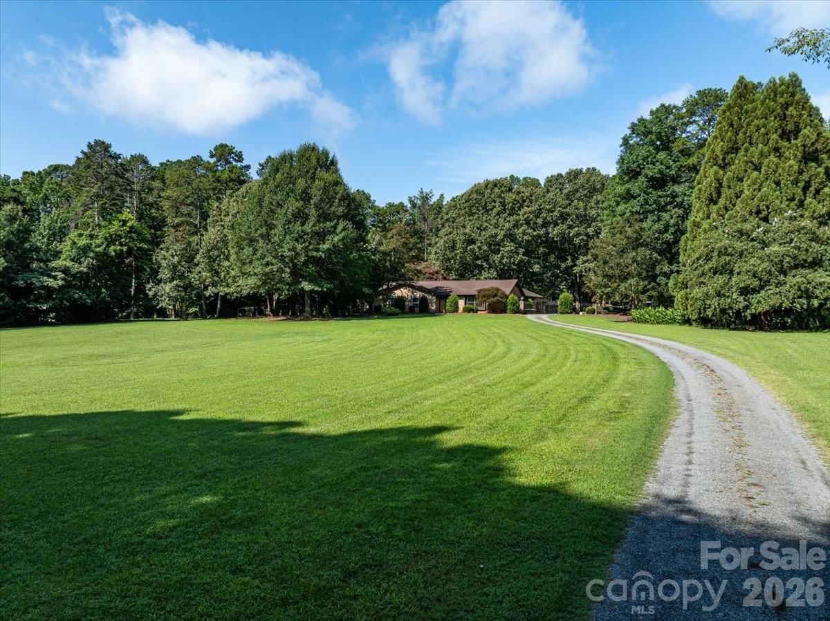 3825 Hoodridge Lane, Mint Hill, NC 28227 - Photo 2