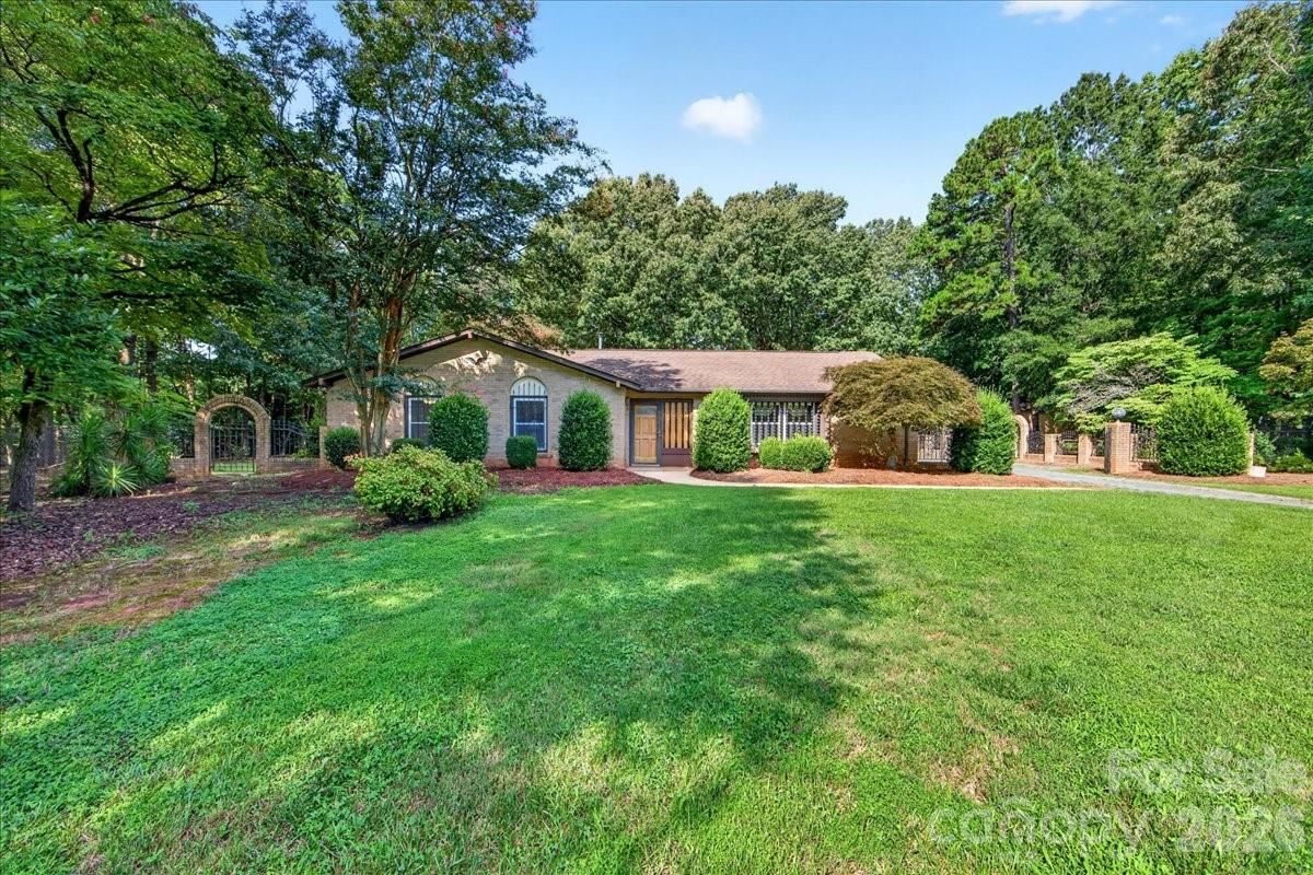 3825 Hoodridge Lane, Mint Hill, NC 28227 - Photo 3