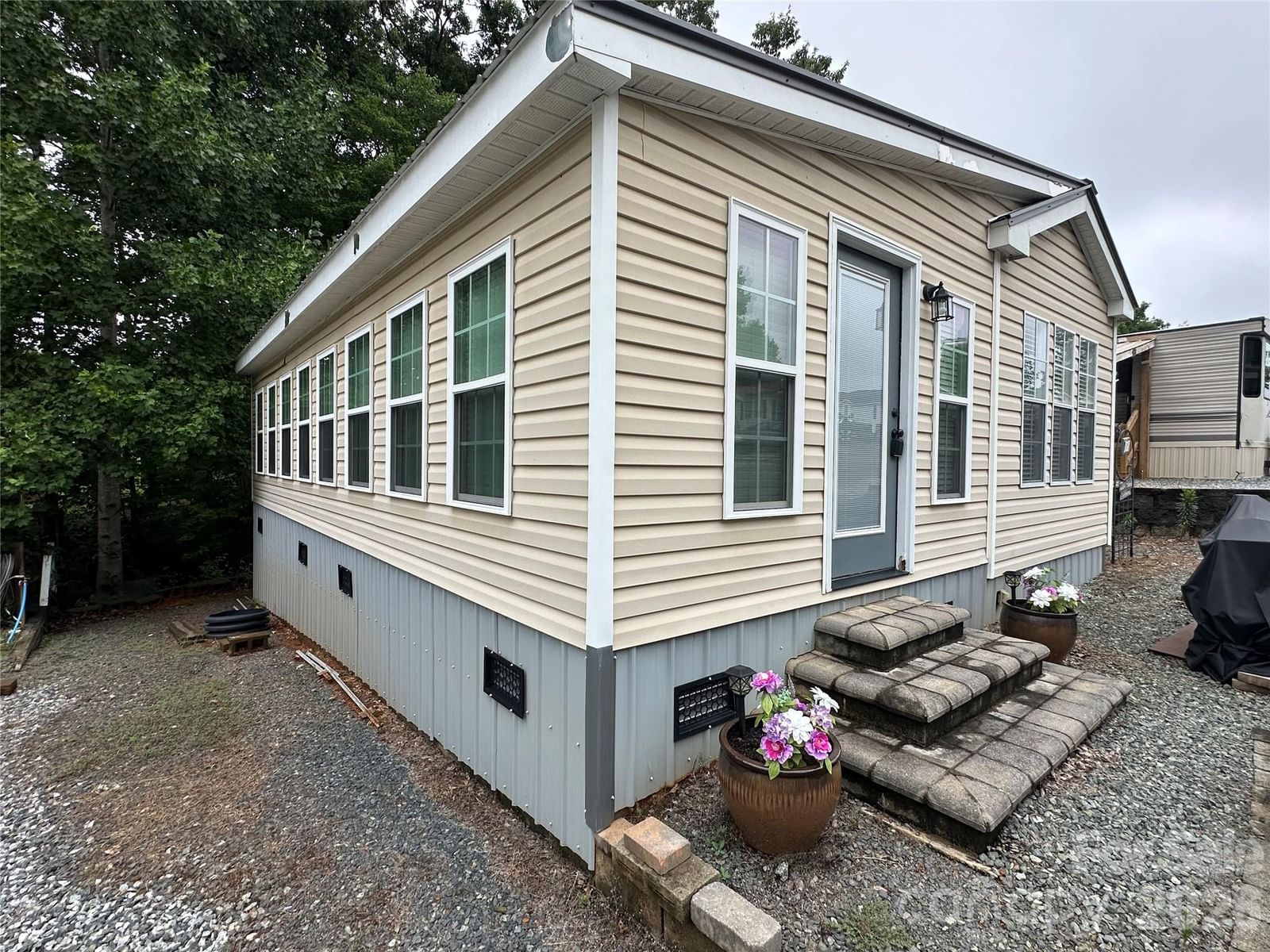 108 Hummingbird Circle, New London, NC 28127 - Photo 3