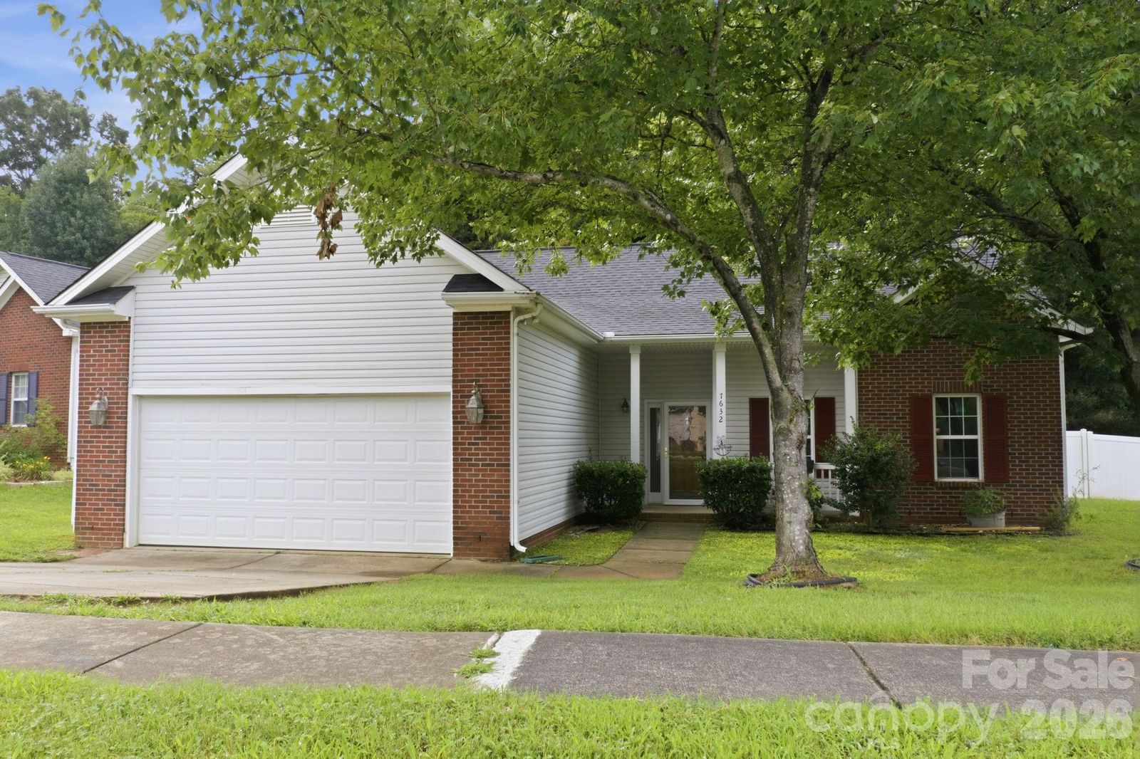 7632 Free Bird Avenue, Charlotte, NC 28216 - Photo 2