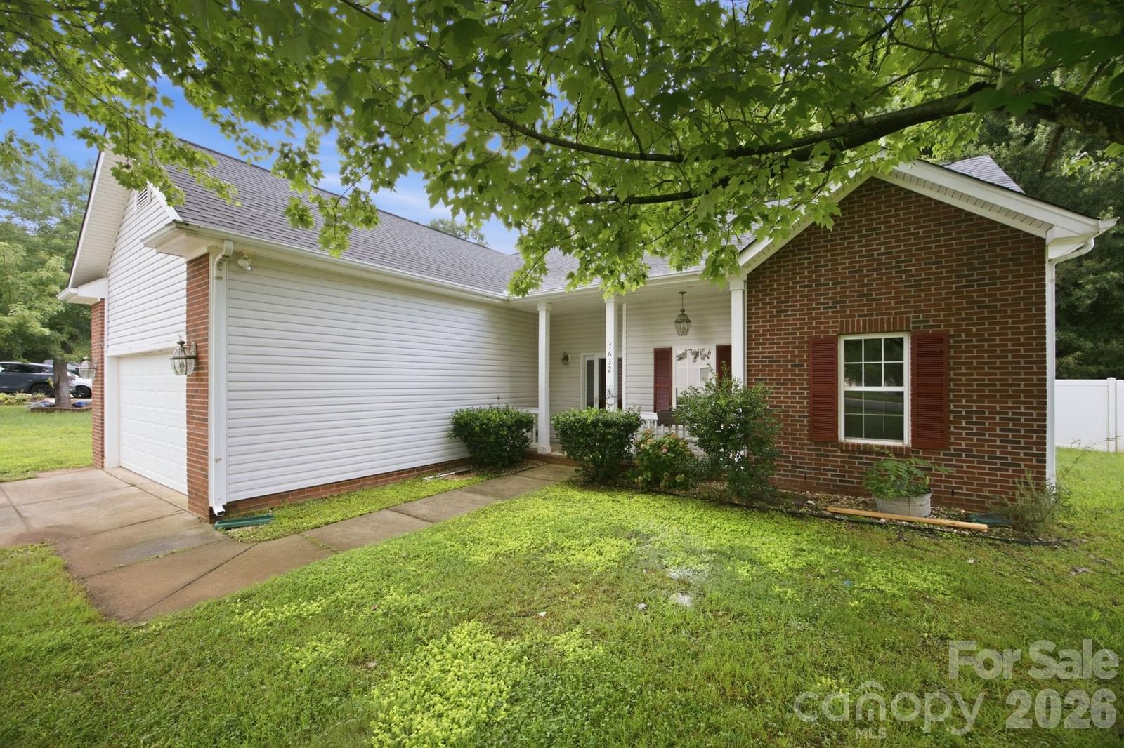 7632 Free Bird Avenue, Charlotte, NC 28216 - Photo 4
