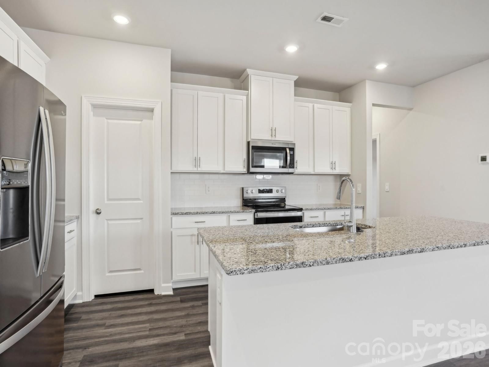 3058 14th Avenue, Conover, NC 28613 - Photo 3