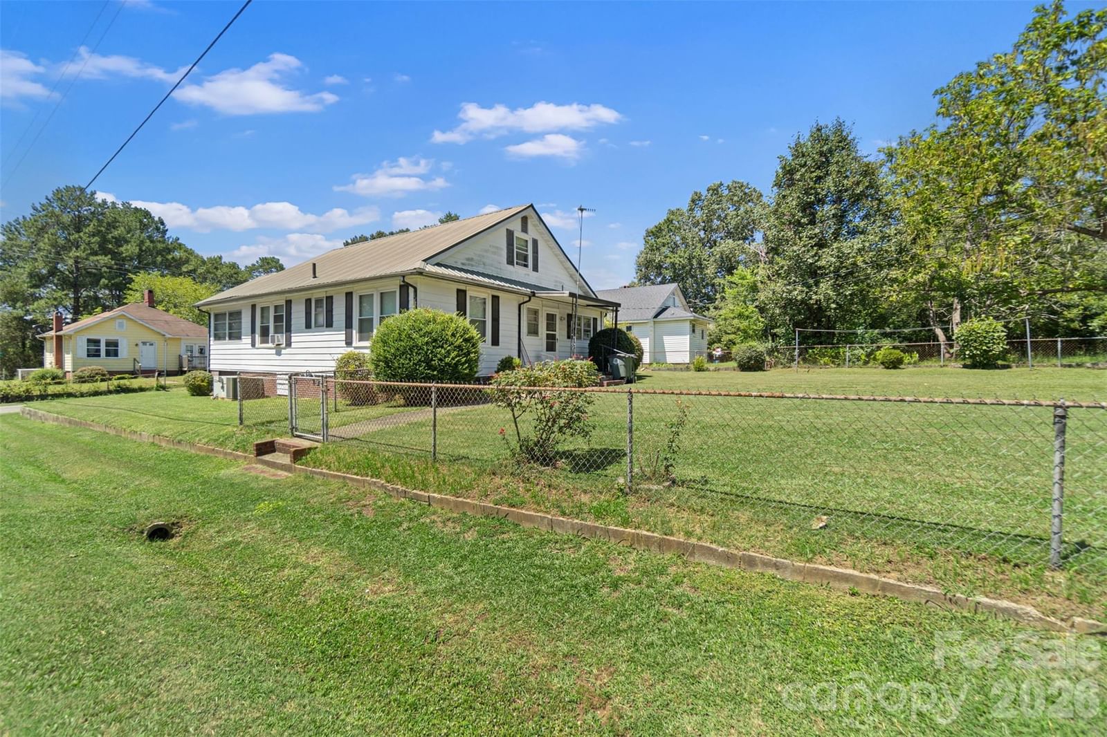 665 Cherry Street, Wadesboro, NC 28170 - Photo 3