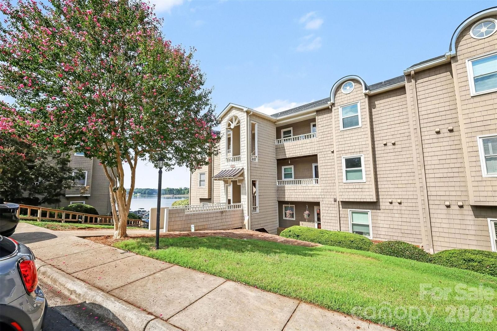9817 Emerald Point Drive #Unit 10, Charlotte, NC 28278 - Photo 5