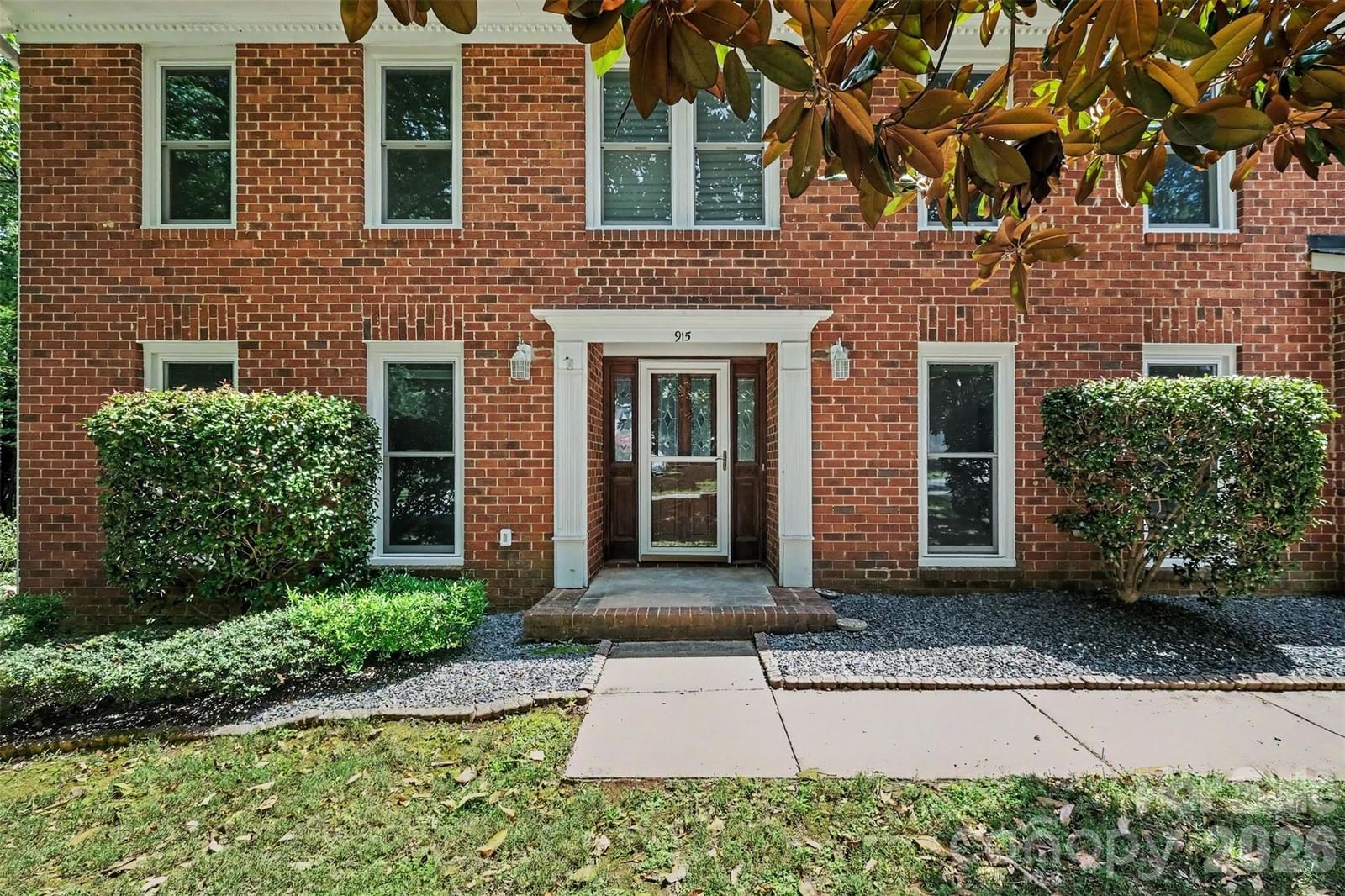 915 Brightmoor Drive, Matthews, NC 28105 - Photo 3