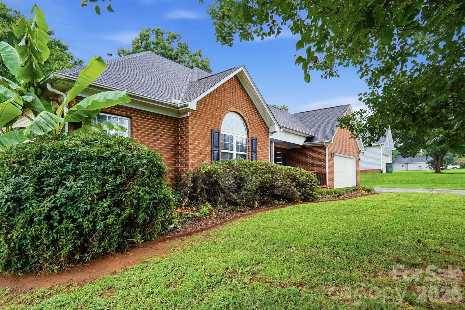 359 Linsbury Court, Gastonia, NC 28056 - Photo 2