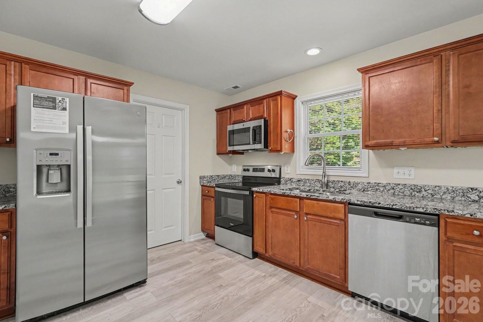 3948 Newhall Drive, Conover, NC 28601 - Photo 4