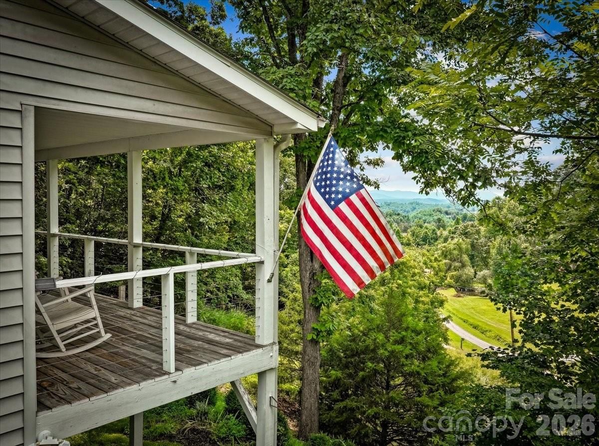 386 Madison Heights Drive, Marshall, NC 28753