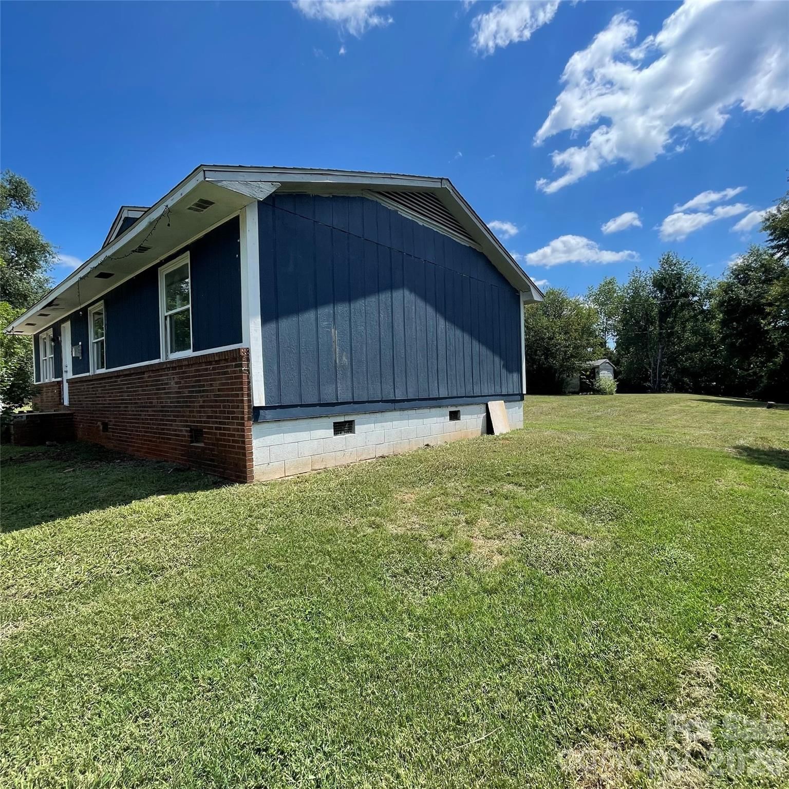 248 WOODSIDE Drive, Forest City, NC 28043 - Photo 4