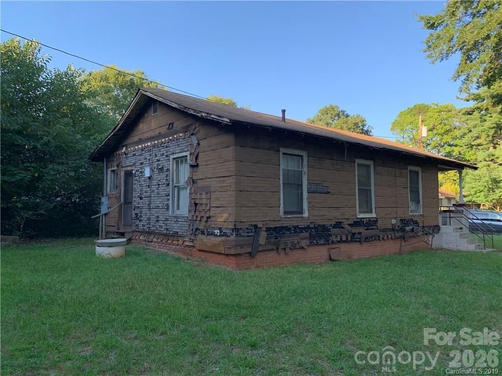 917 Logan Street, Shelby, NC 28150 - Photo 3