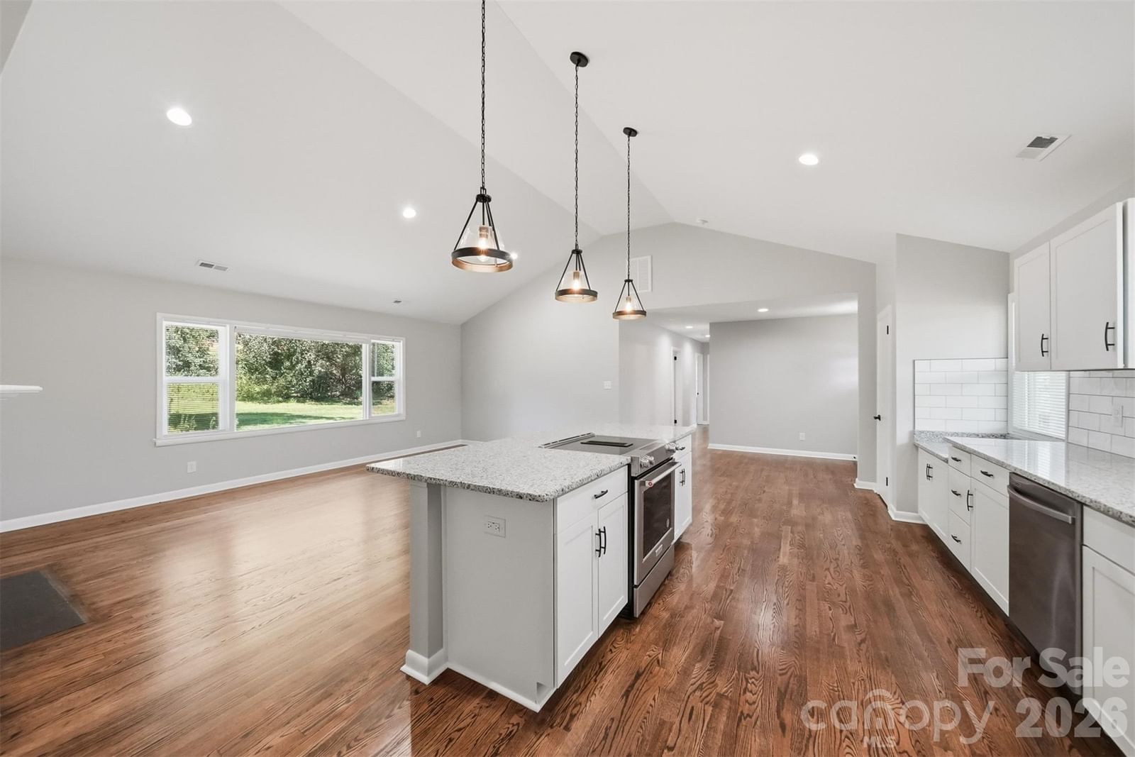 908 13th Street, Conover, NC 28613 - Photo 2