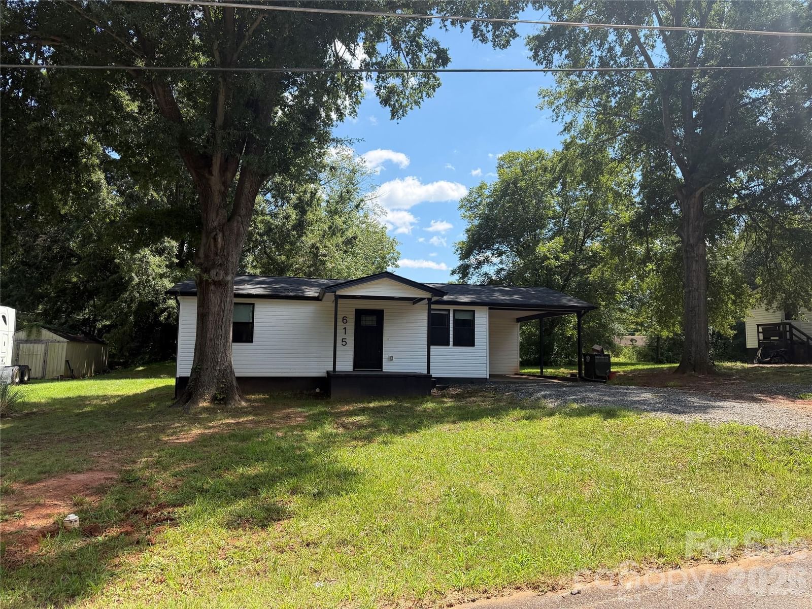615 Saunders Avenue, Newton, NC 28658