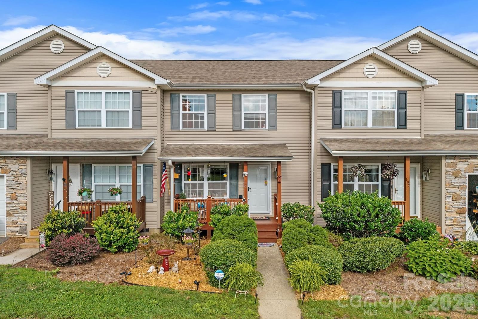109 Loch Haven Road, Swannanoa, NC 28778