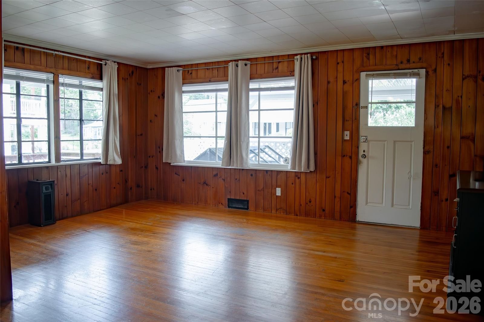 412 1st Avenue, Hendersonville, NC 28739 - Photo 4