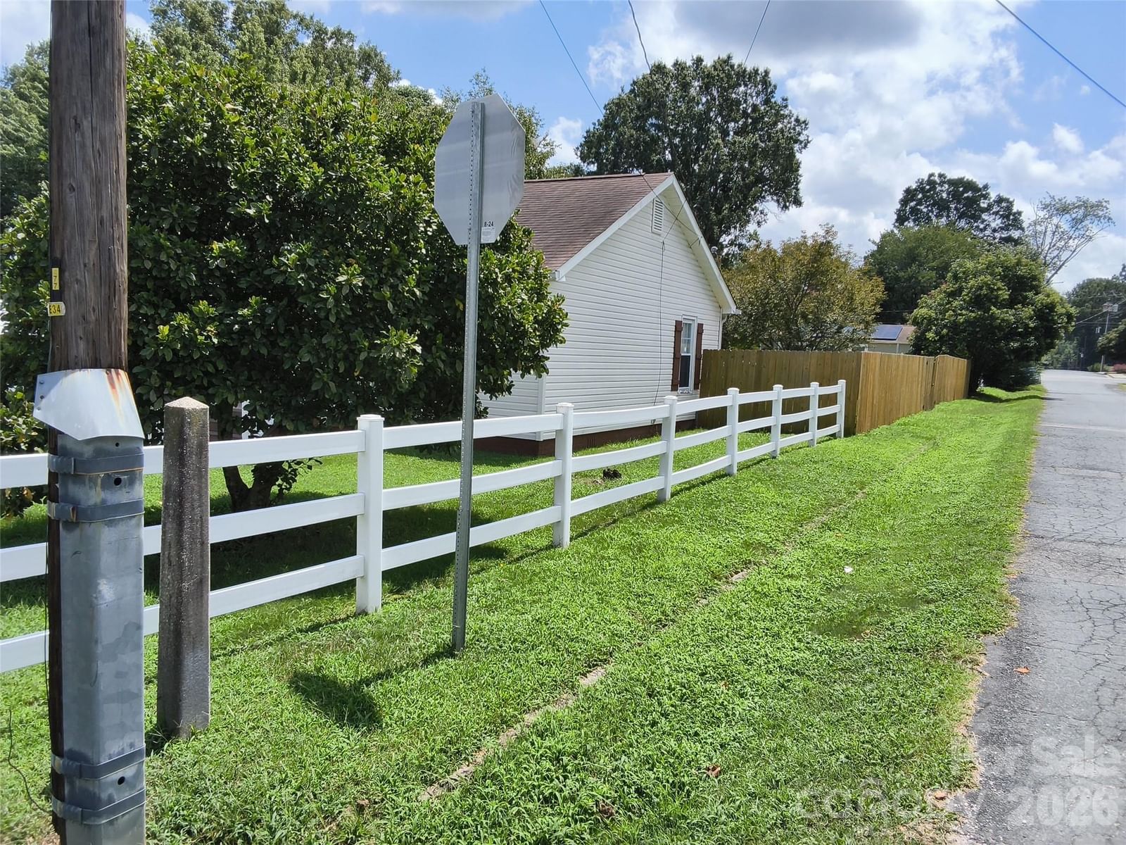 1200 Woodlawn Street, Kannapolis, NC 28083 - Photo 2