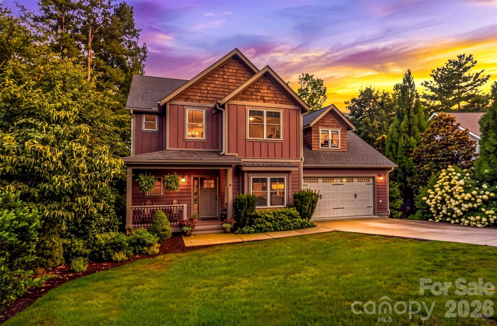 4 Old Bridge Circle, Fairview, NC 28730