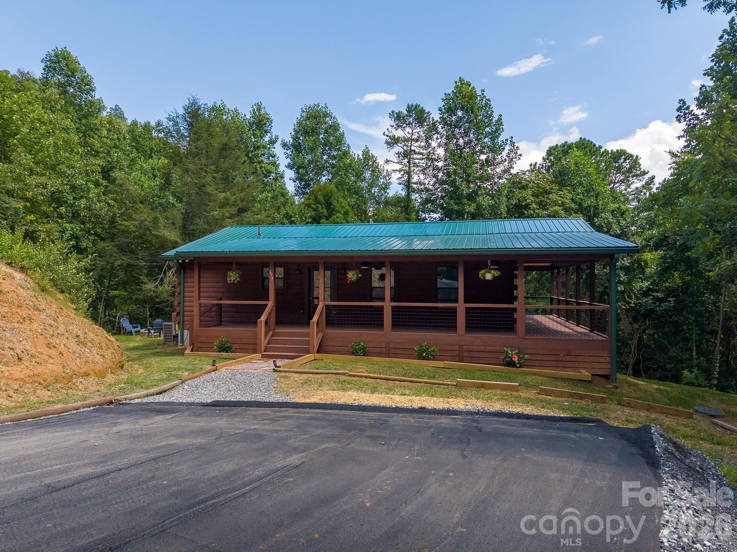 677 Ridgetop Circle, Whittier, NC 28789 - Photo 3