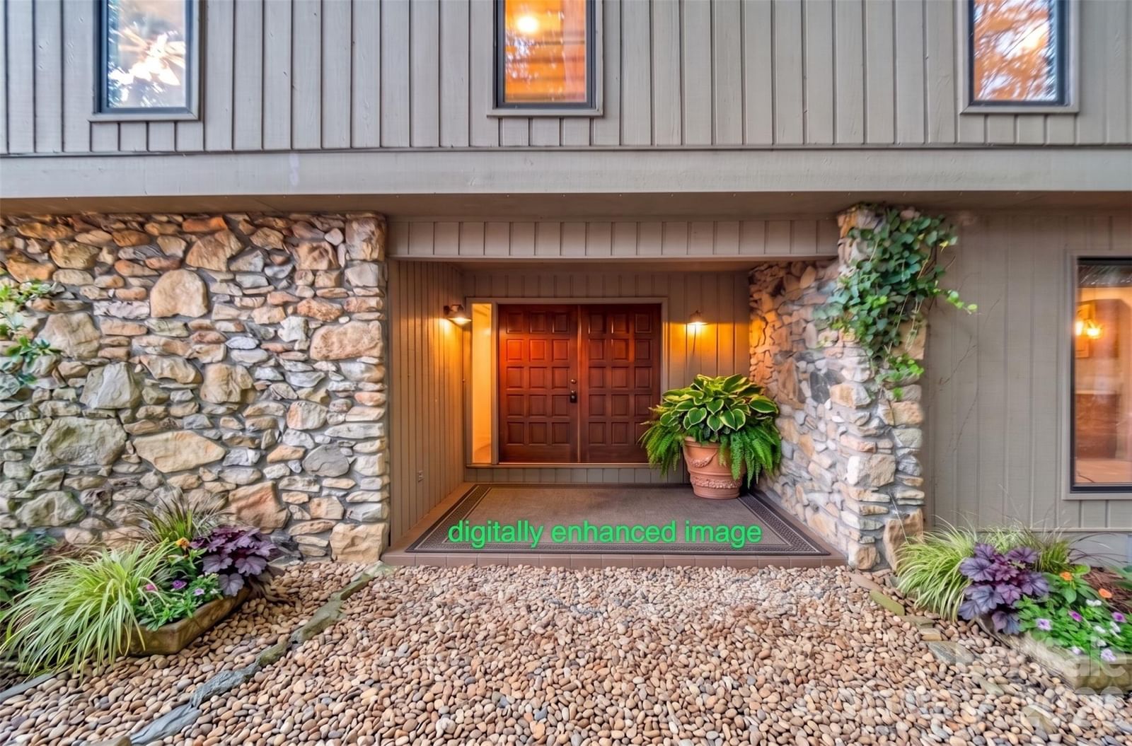 10 Chestnut Ridge Road, Mills River, NC 28759