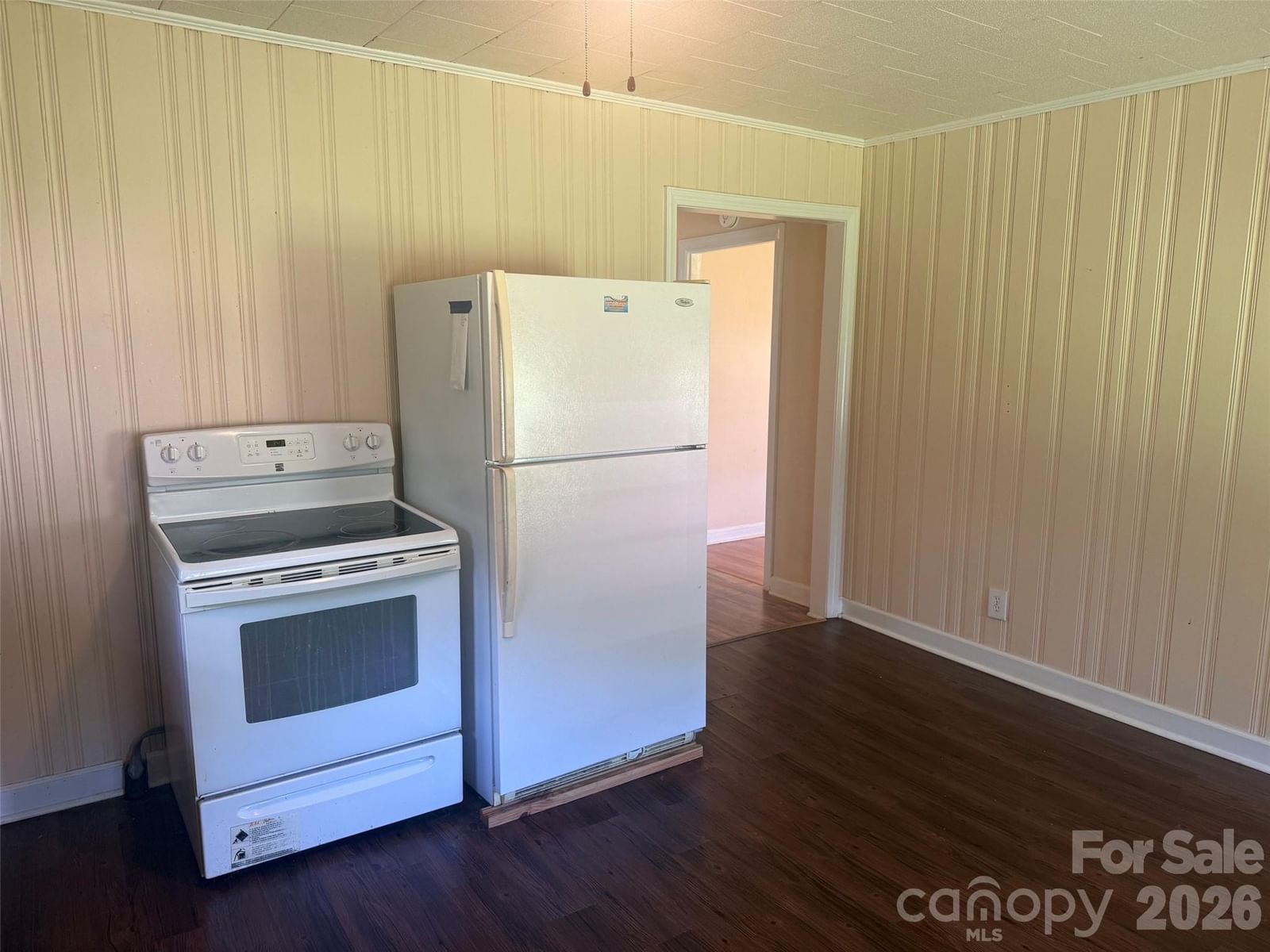 405 Woodland Drive, Kershaw, SC 29067 - Photo 5