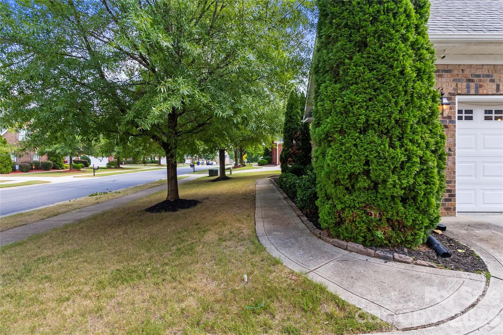 8744 Savannah Road, Harrisburg, NC 28075 - Photo 2