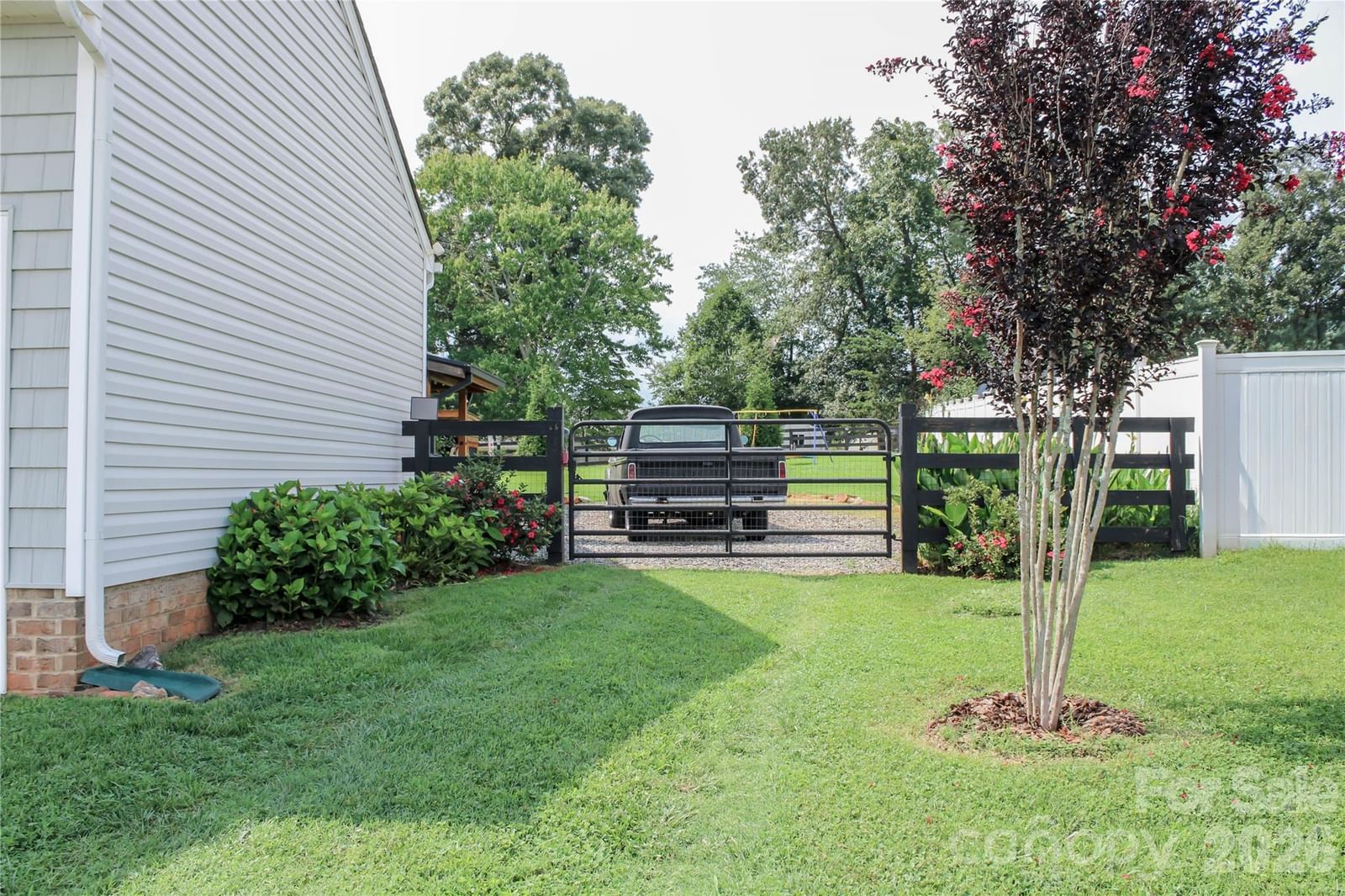 120 Dublin Court, Statesville, NC 28677 - Photo 4