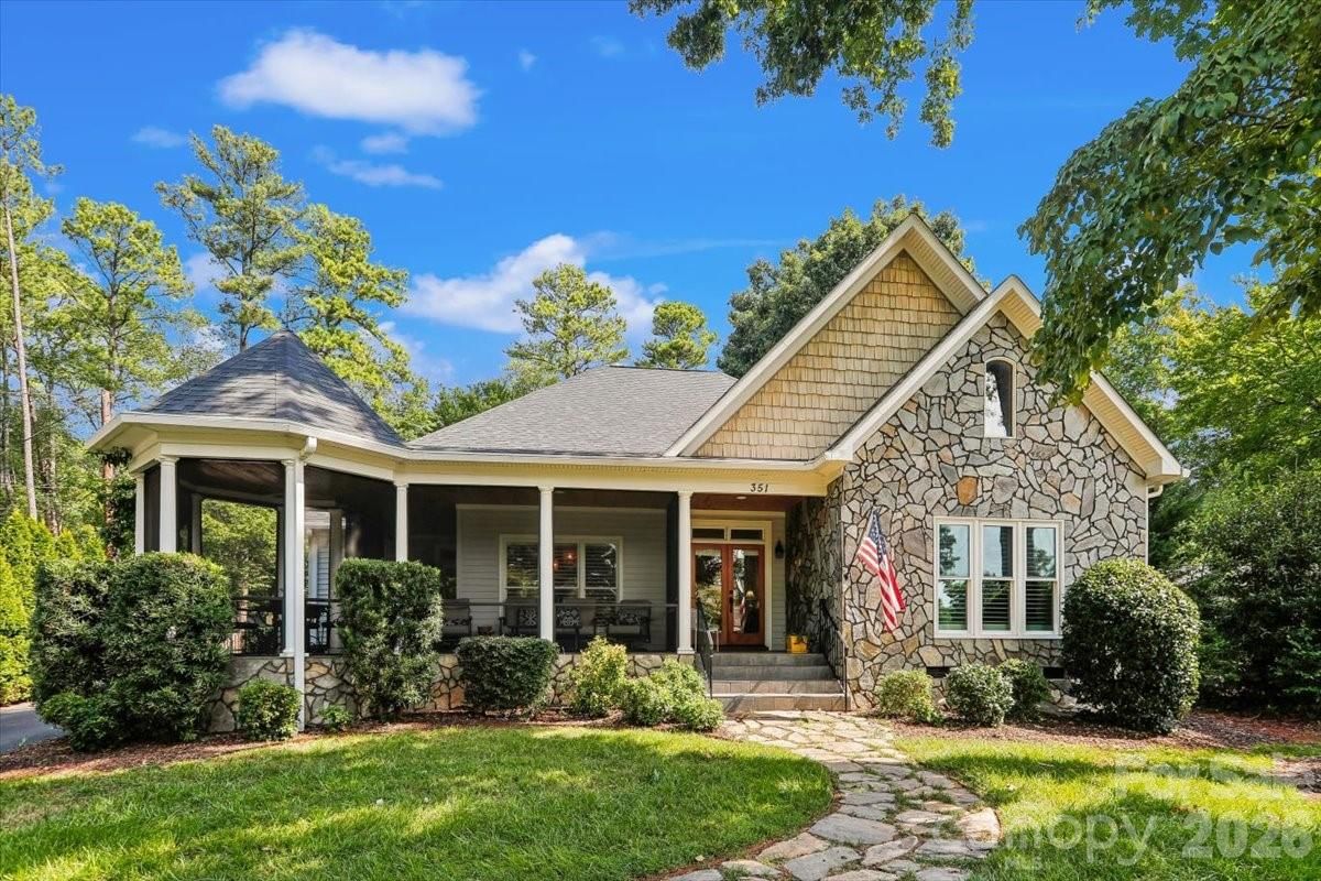 351 Catalina Drive, Mooresville, NC 28117
