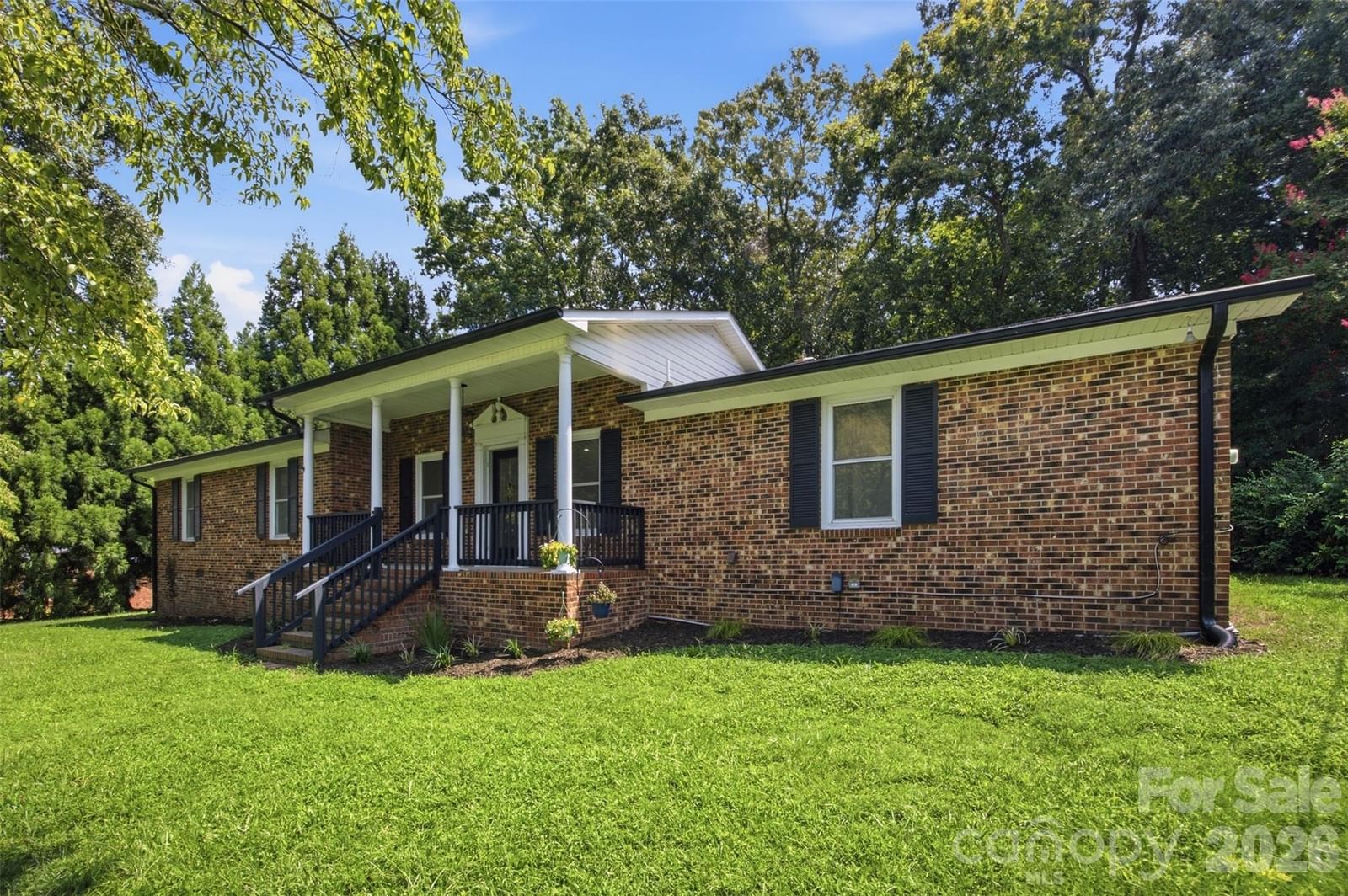 806 Danbrook Circle, Lincolnton, NC 28092 - Photo 1
