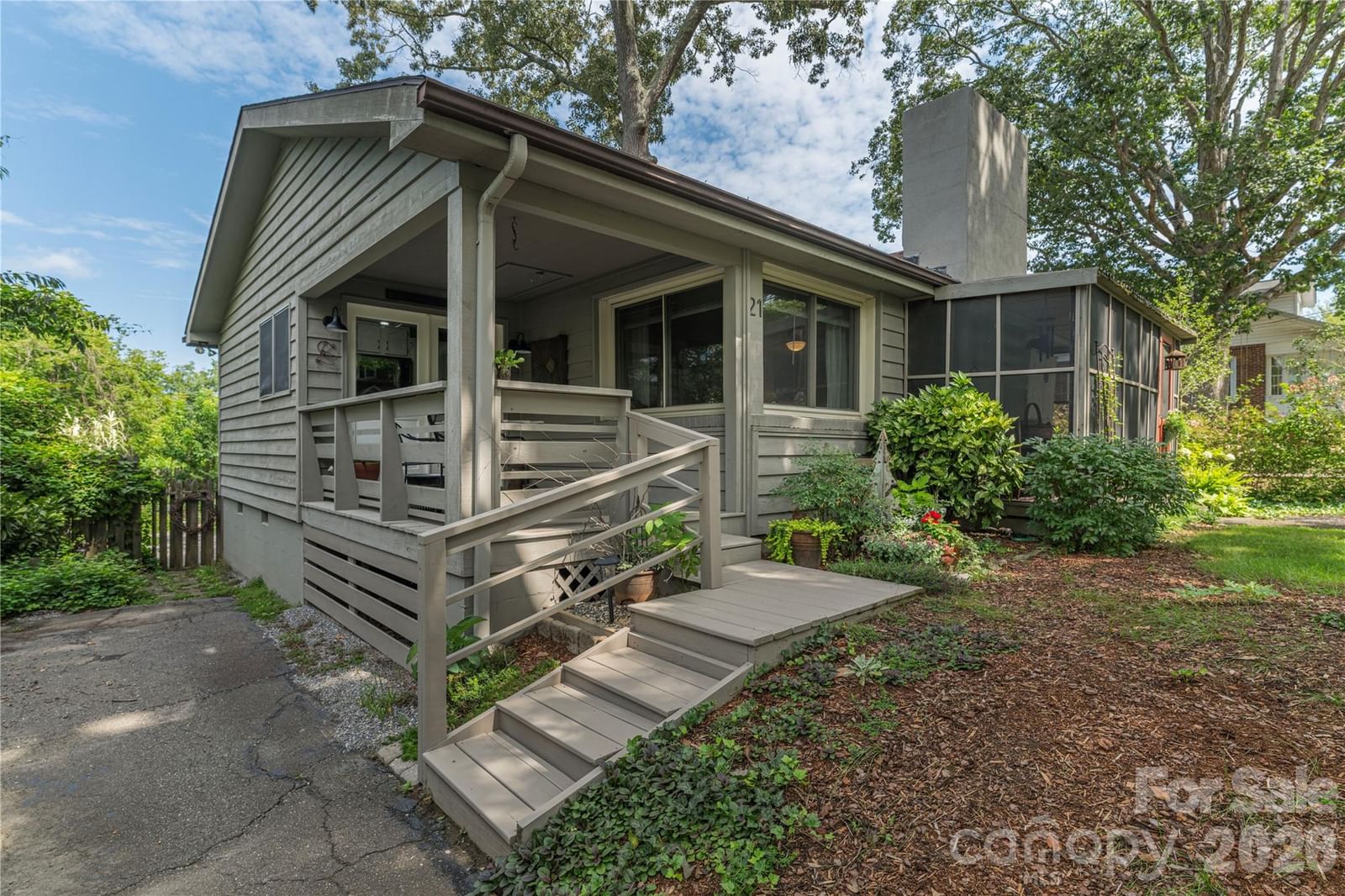 21 Lincoln Avenue, Asheville, NC 28803 - Photo 2