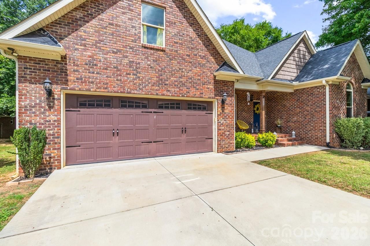142 Bald Cypress Lane, Mooresville, NC 28115 - Photo 3