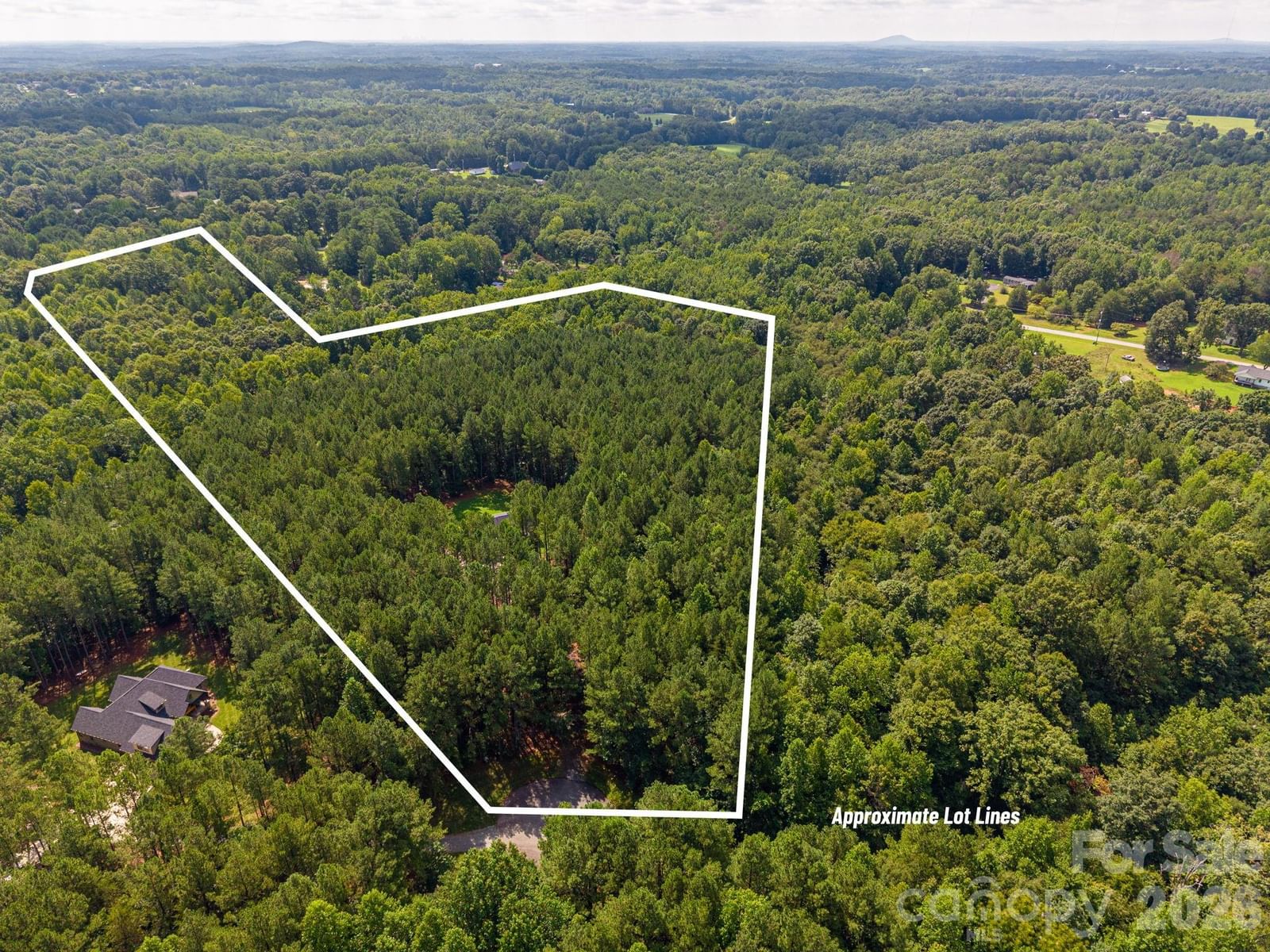 511 Carter Trail, Lincolnton, NC 28092 - Photo 2