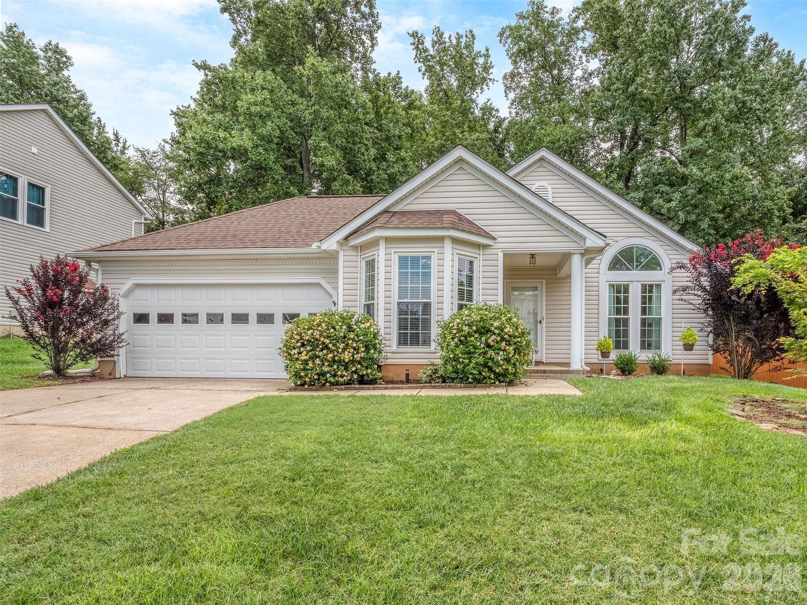 4522 Avalon Forest Lane, Charlotte, NC 28269
