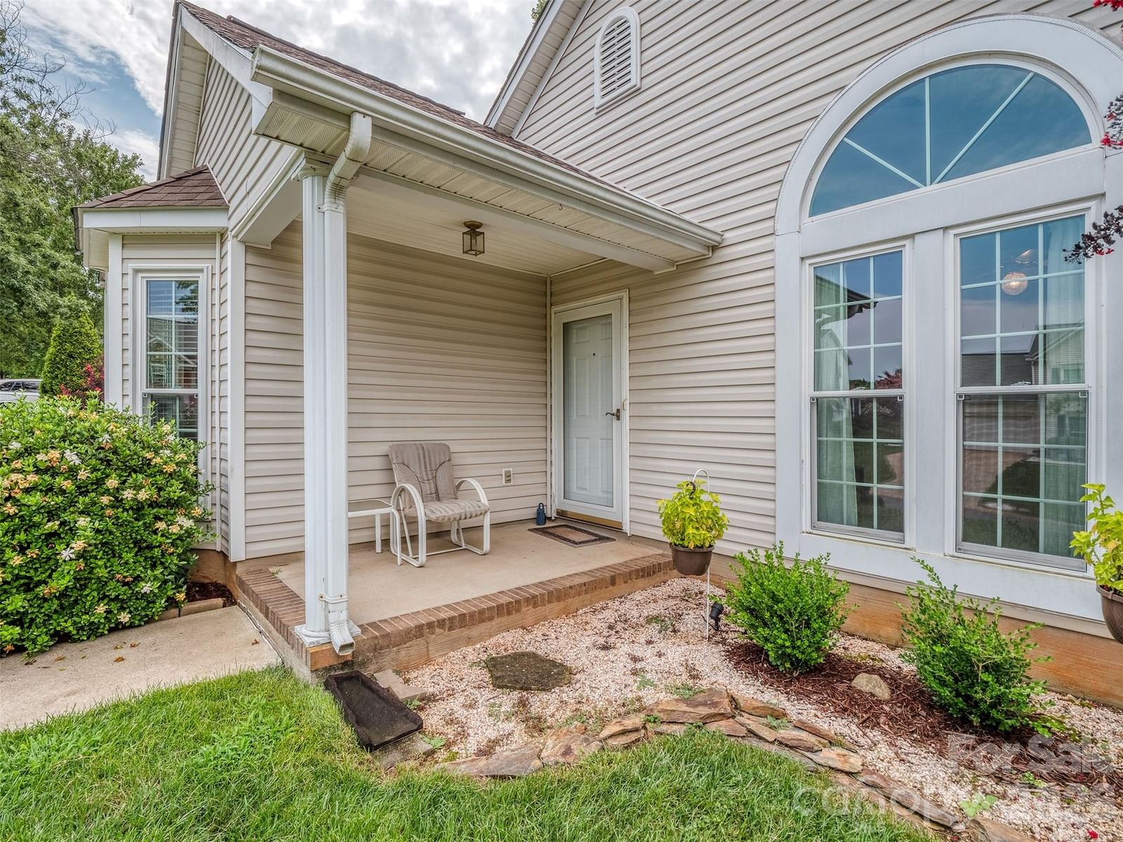 4522 Avalon Forest Lane, Charlotte, NC 28269 - Photo 3