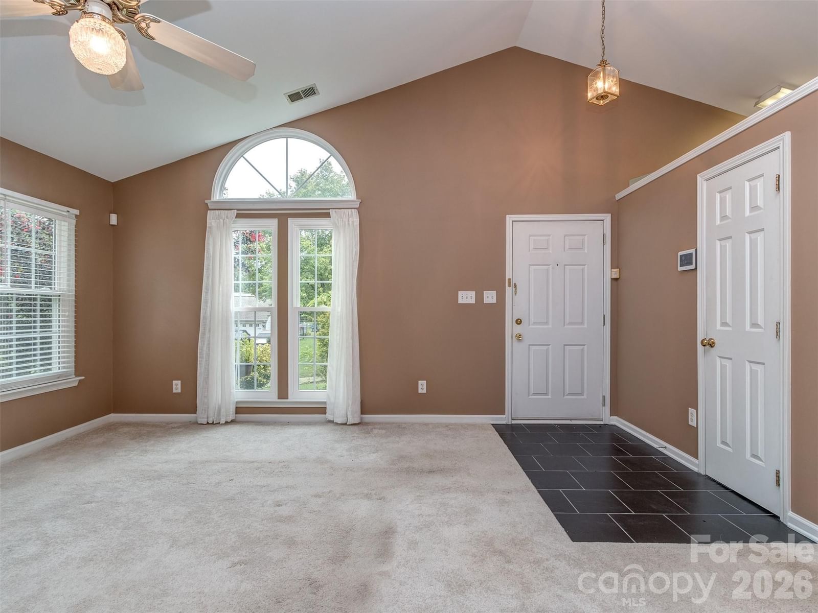 4522 Avalon Forest Lane, Charlotte, NC 28269 - Photo 4