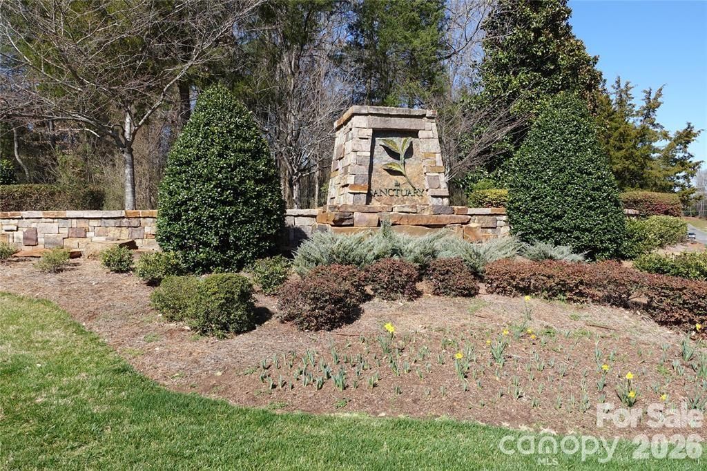 14427 Roe Buck Meadow Lane, Charlotte, NC 28278