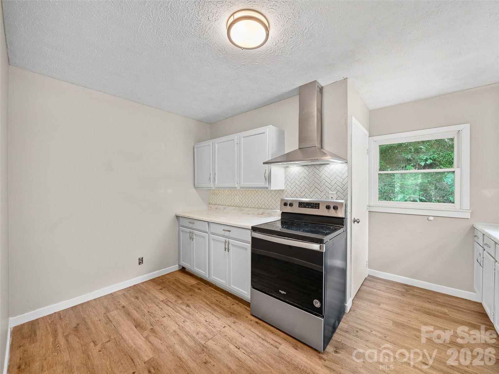 9851 Double Island Road, Green Mountain, NC 28740 - Photo 5