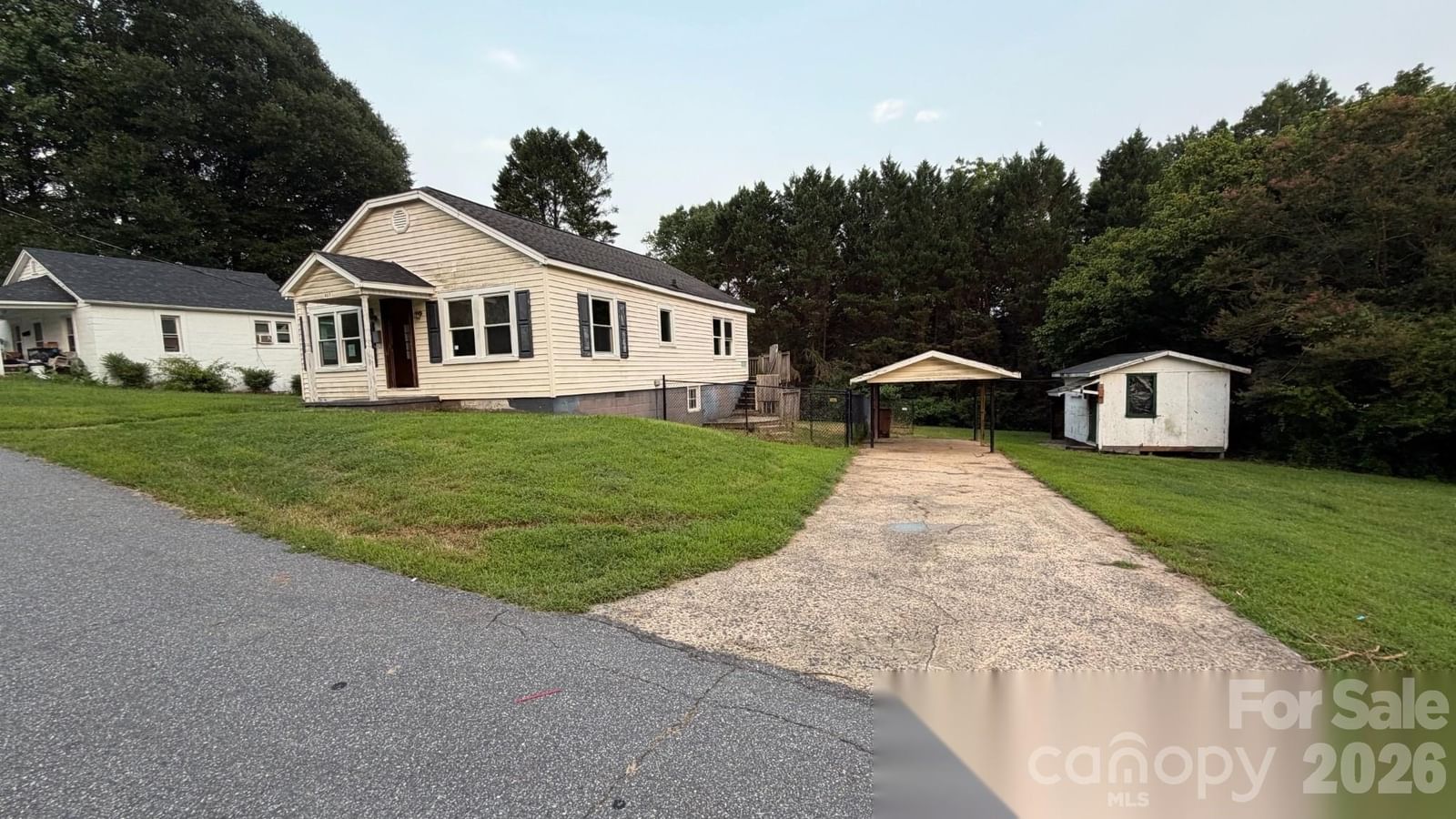 803 Grove Street, Lincolnton, NC 28092 - Photo 3
