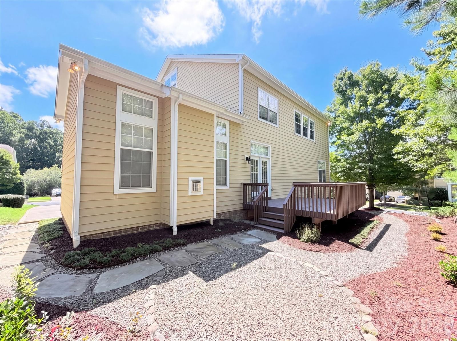 9928 Daufuskie Drive, Charlotte, NC 28278 - Photo 5
