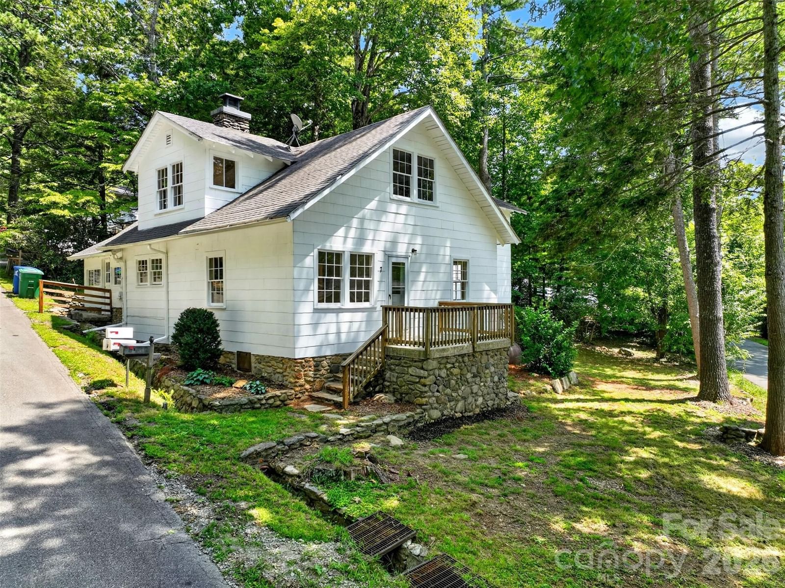 7 Bowers Road, Black Mountain, NC 28711 - Photo 3