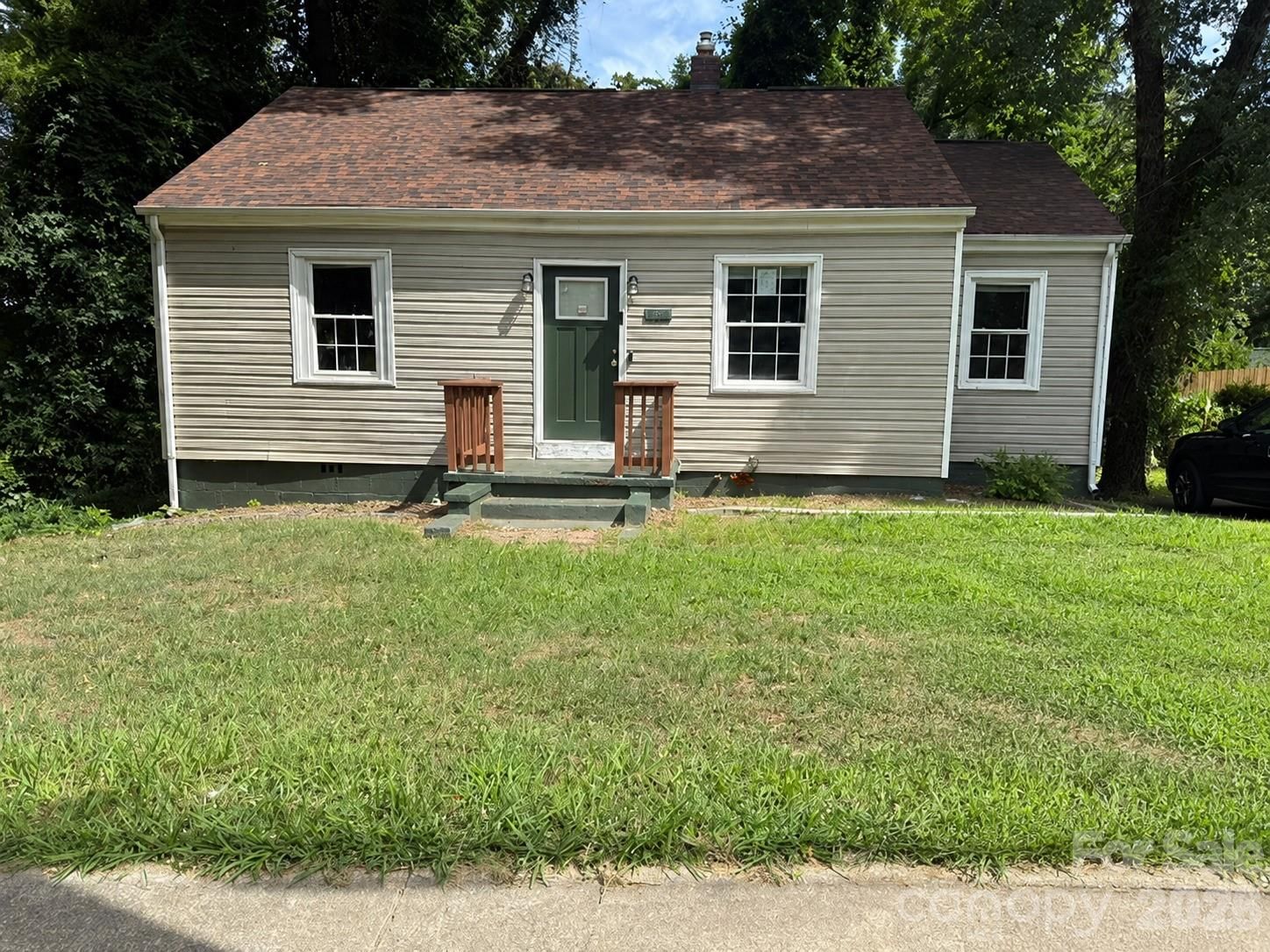 826 Davidson Avenue, Gastonia, NC 28052