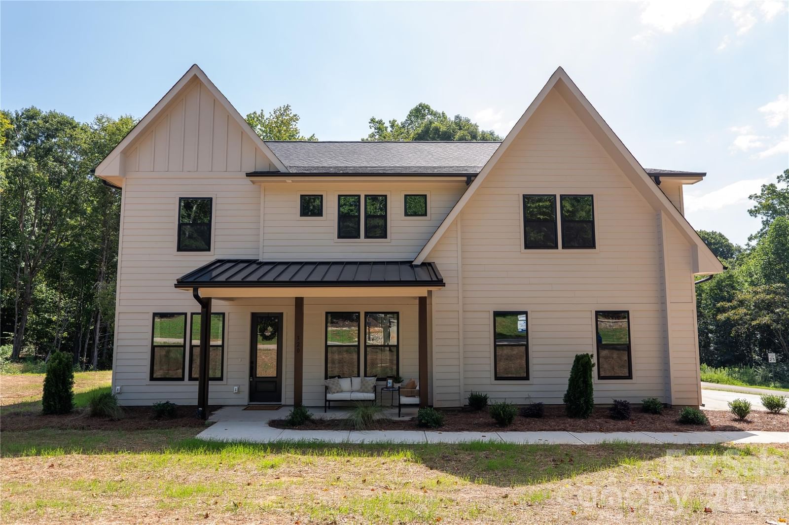 320 Laurel Crest Drive, Kannapolis, NC 28081 - Photo 2