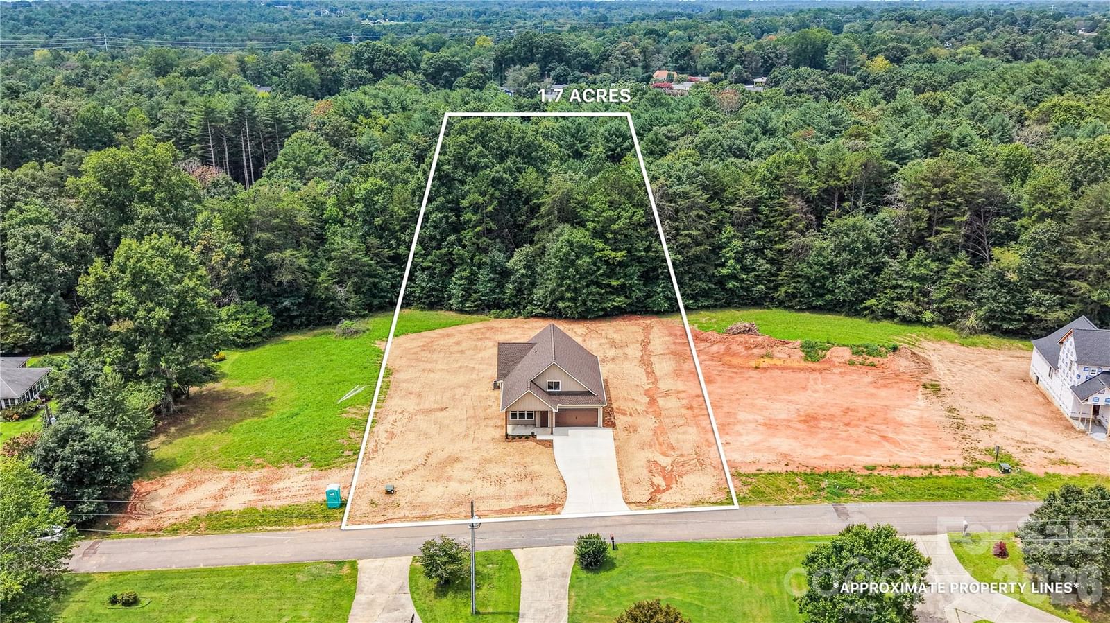 708 Meadowood Street, Hudson, NC 28638 - Photo 2