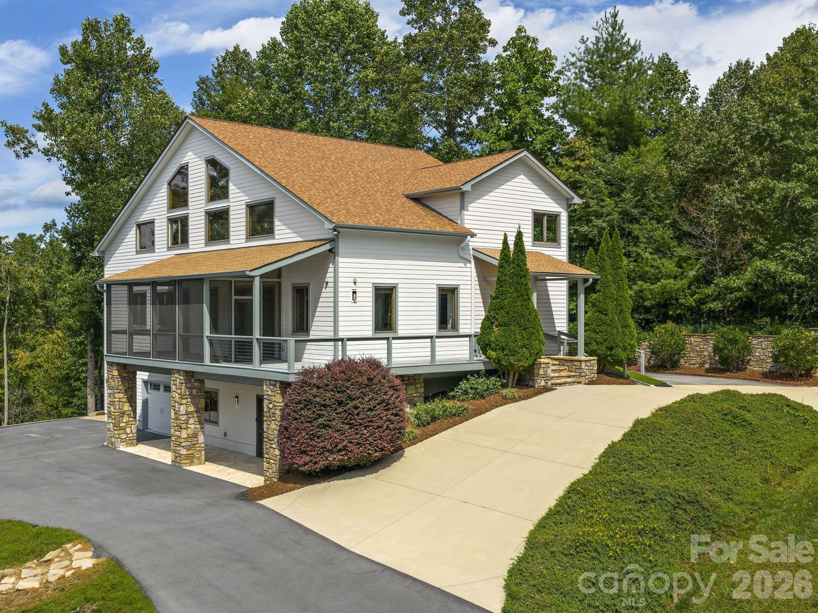 248 Wisdom Cove Road, Flat Rock, NC 28731
