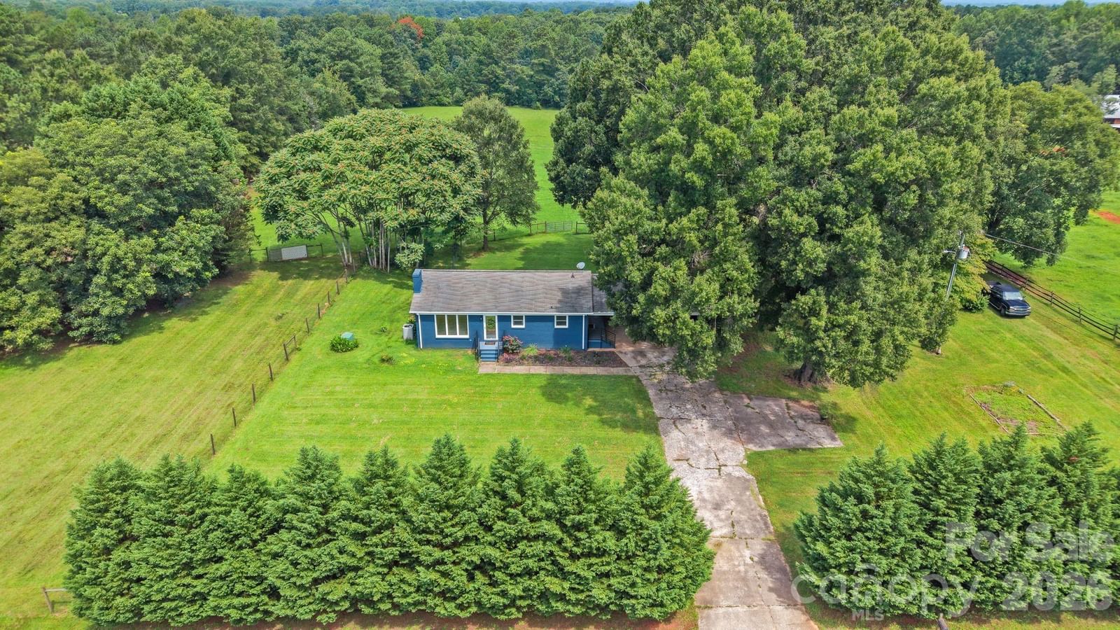 6268 Long Island Road, Catawba, NC 28609 - Photo 2