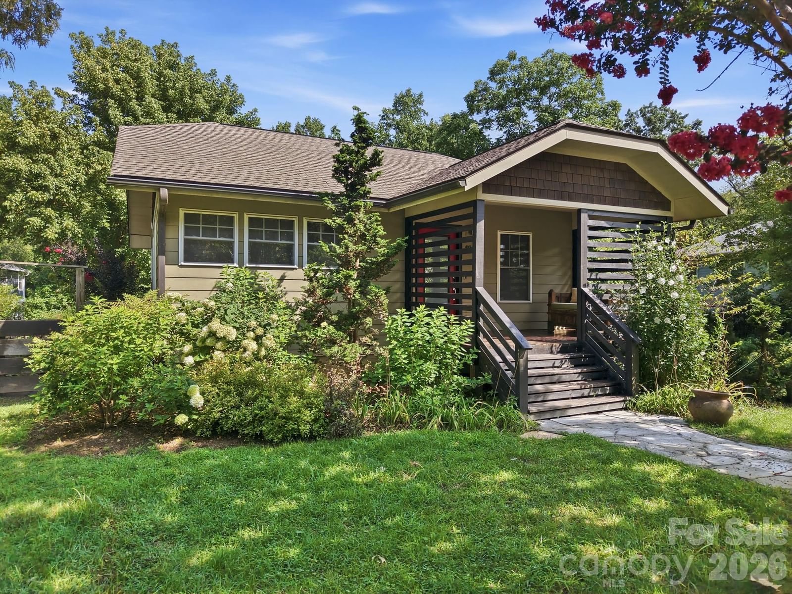 146 Courtland Avenue, Asheville, NC 28801 - Photo 2