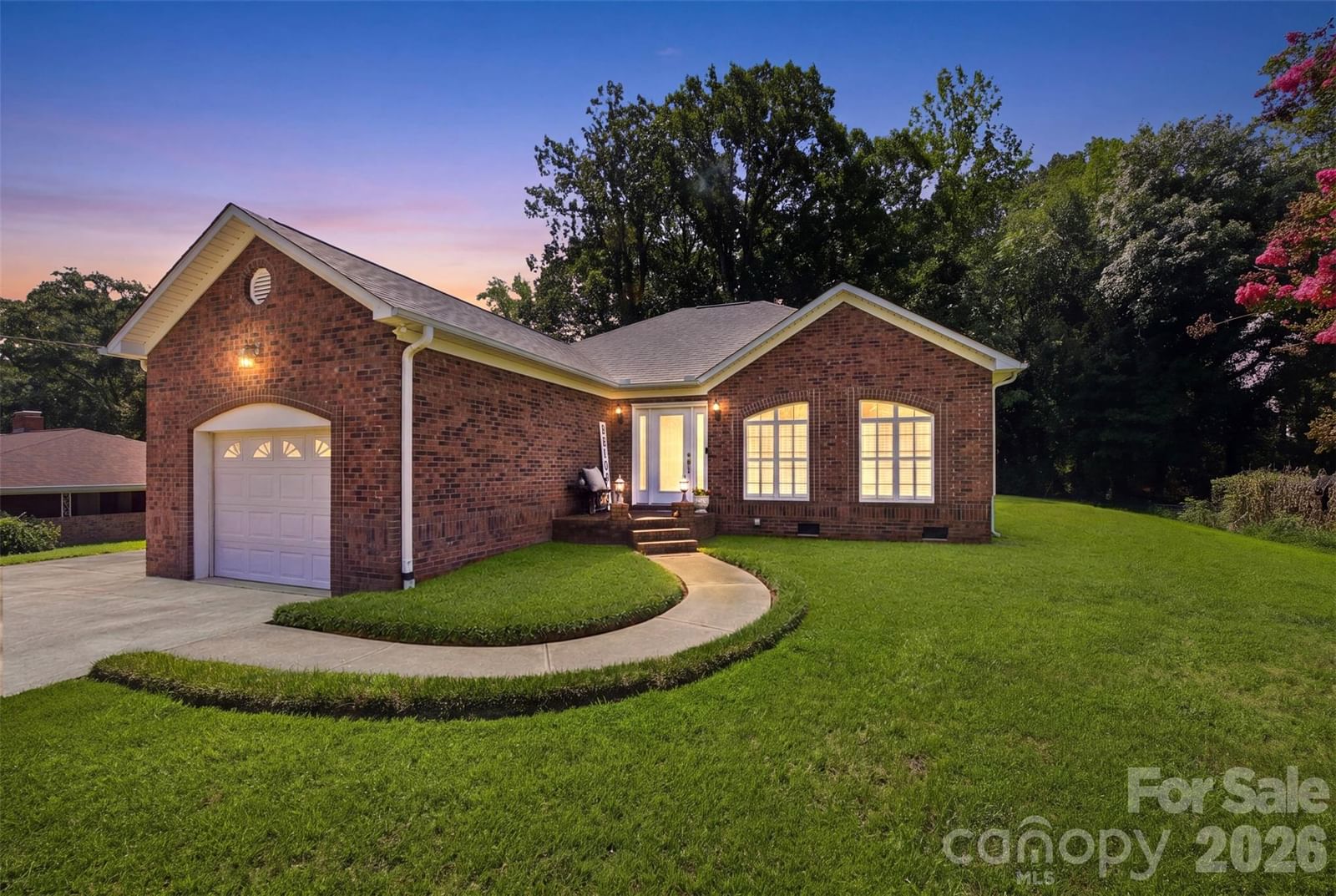 211 Peachtree Street, Belmont, NC 28012